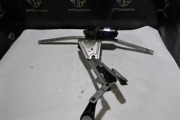 FORD CUSTOM 310 S 100 PS ÇIKMA PARÇA TRANSİT V347 CAM SİLECEK MOTORU